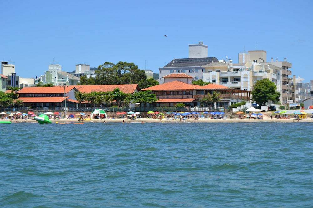 Dos Golfinhos Casa de hóspedes 3*