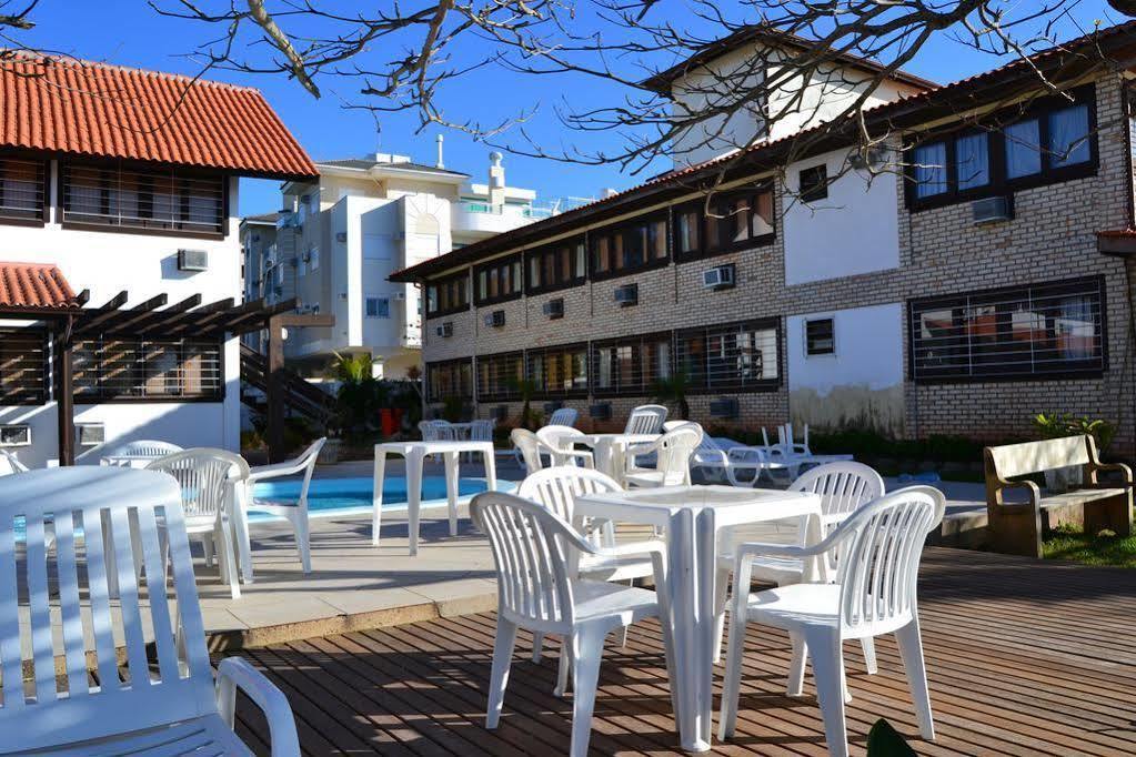 Dos Golfinhos 3*